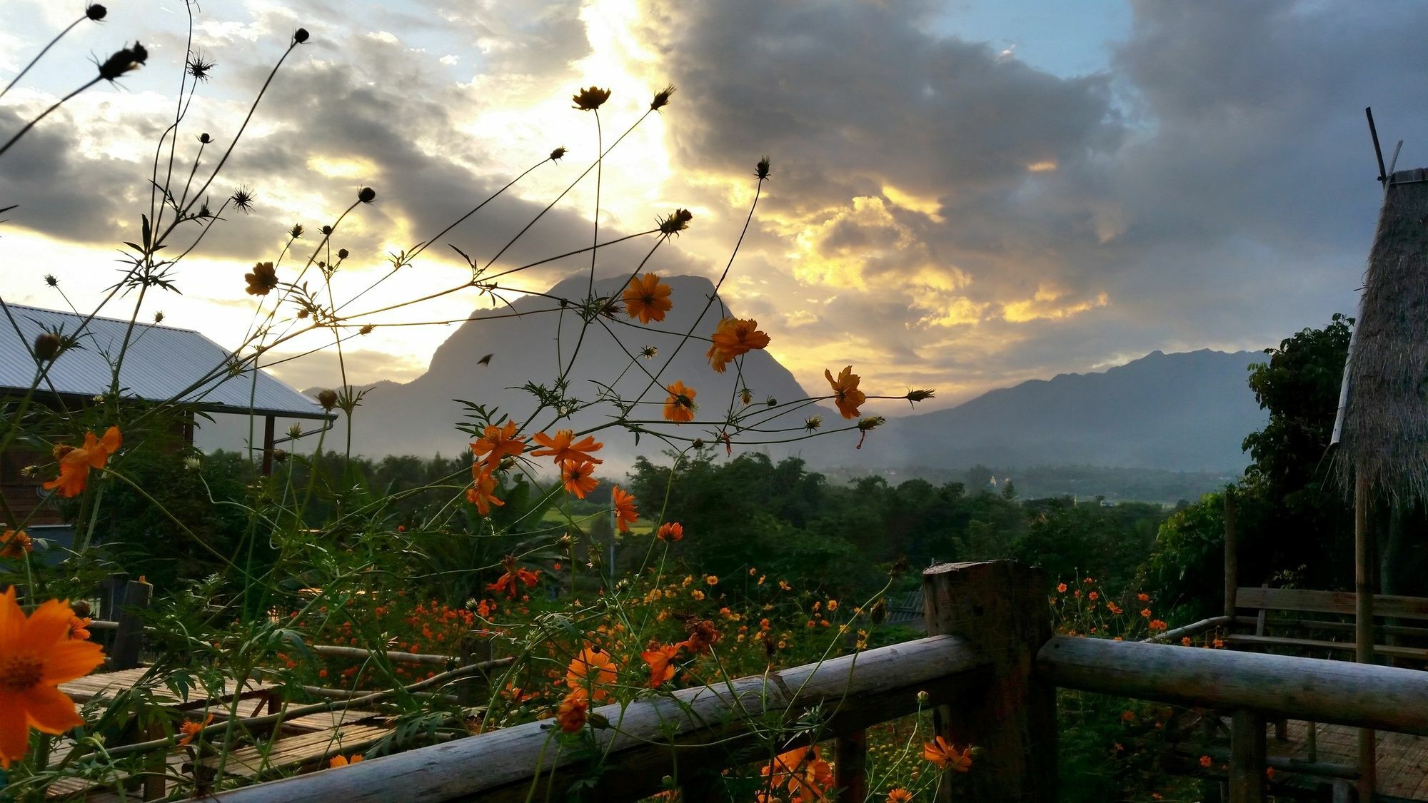 Baan Aingdoi Homestay, Chiang Dao Exterior foto